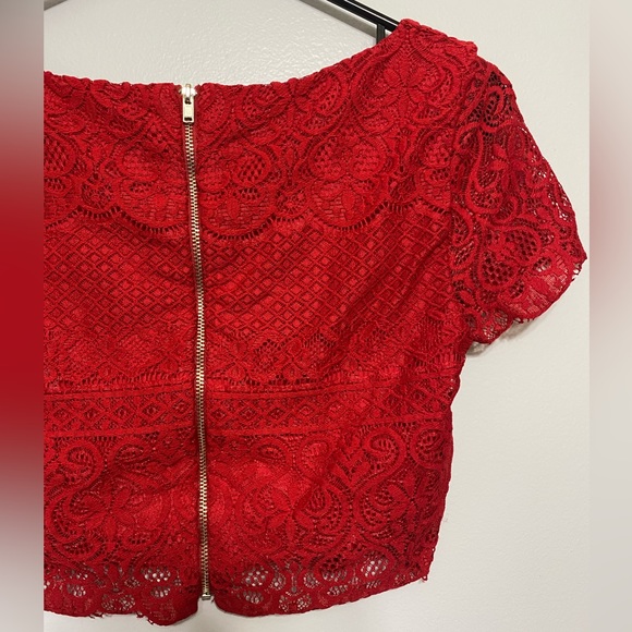 Bebe red lace skirt/crop top 2 piece set size XS - Picture 6 of 17
